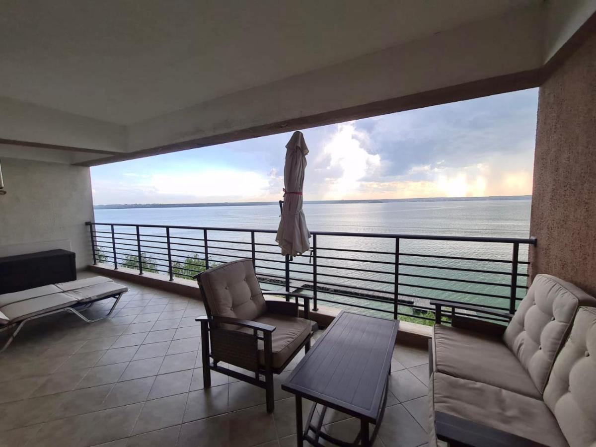Amazing View Apartment Mamaia Exterior photo