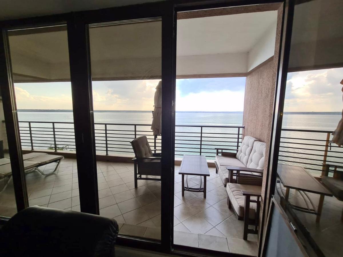 Amazing View Apartment Mamaia Exterior photo