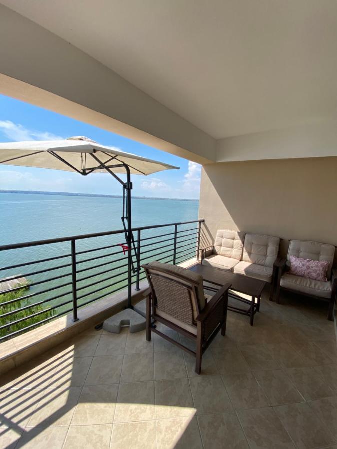 Amazing View Apartment Mamaia Exterior photo
