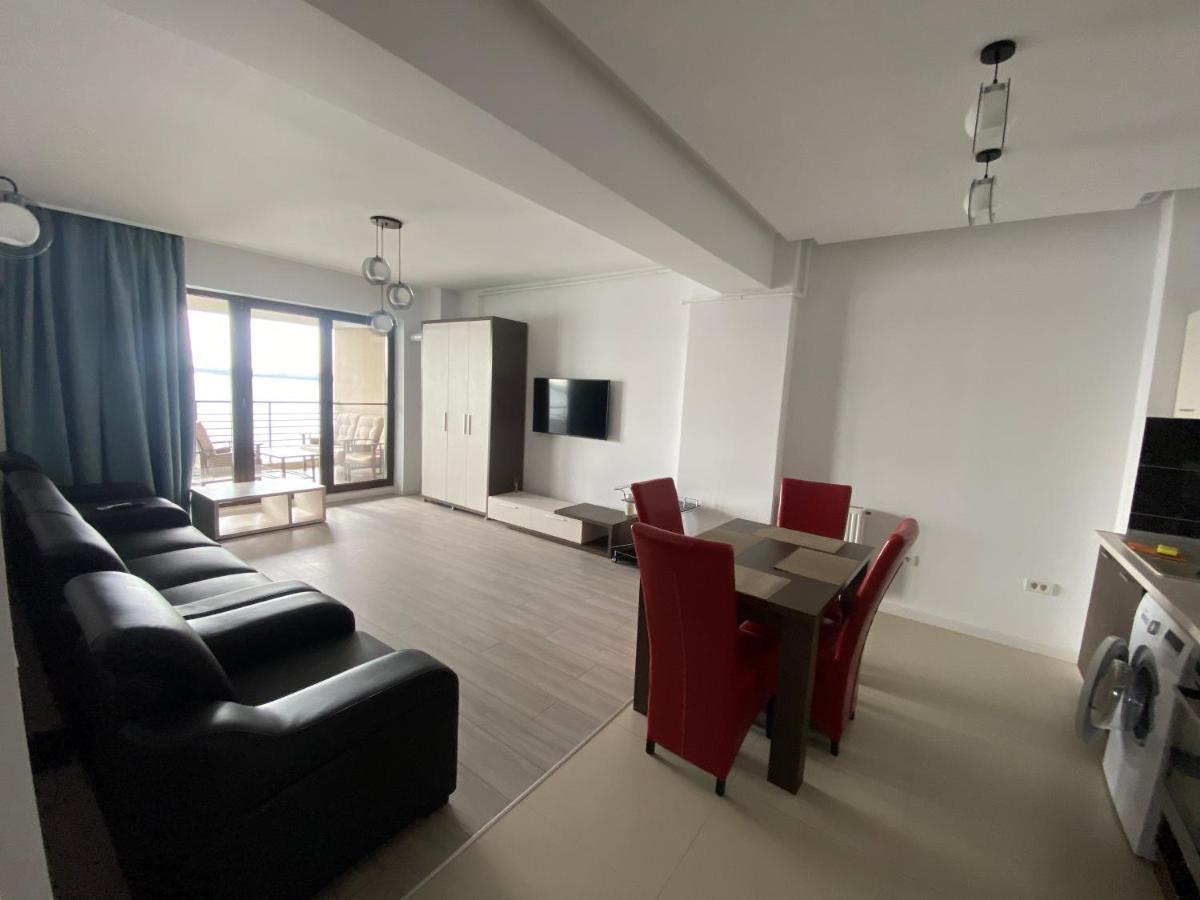 Amazing View Apartment Mamaia Exterior photo